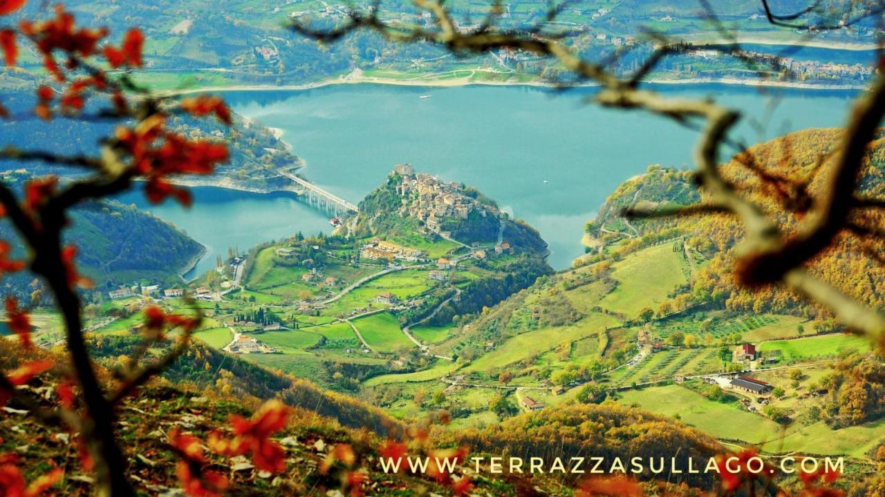 La Terrazza Sul Lago Turano Castel di Tora Exterior photo